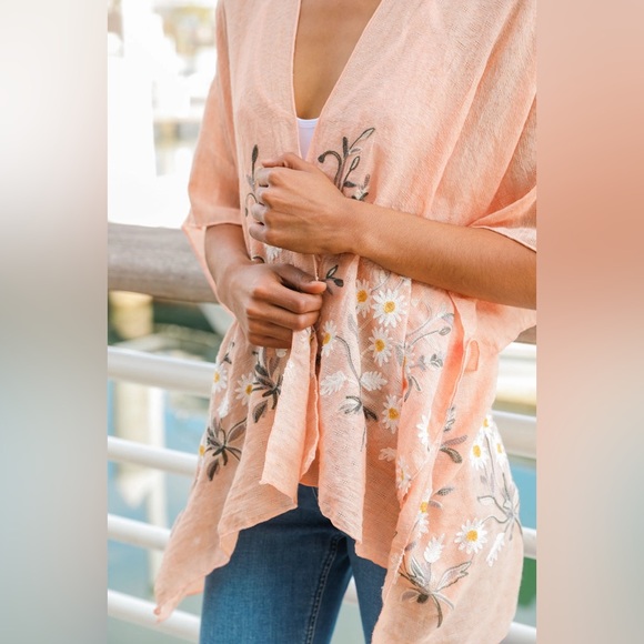 Peach Daisy Embroidered Woven Floral Kimono Open Wrap Coverup Top One Size - Picture 2 of 4